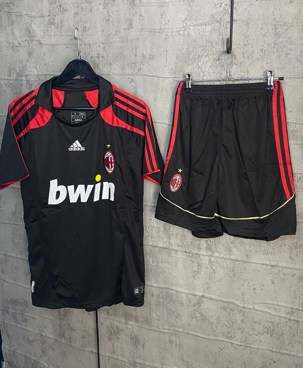 AC Milan — Retro